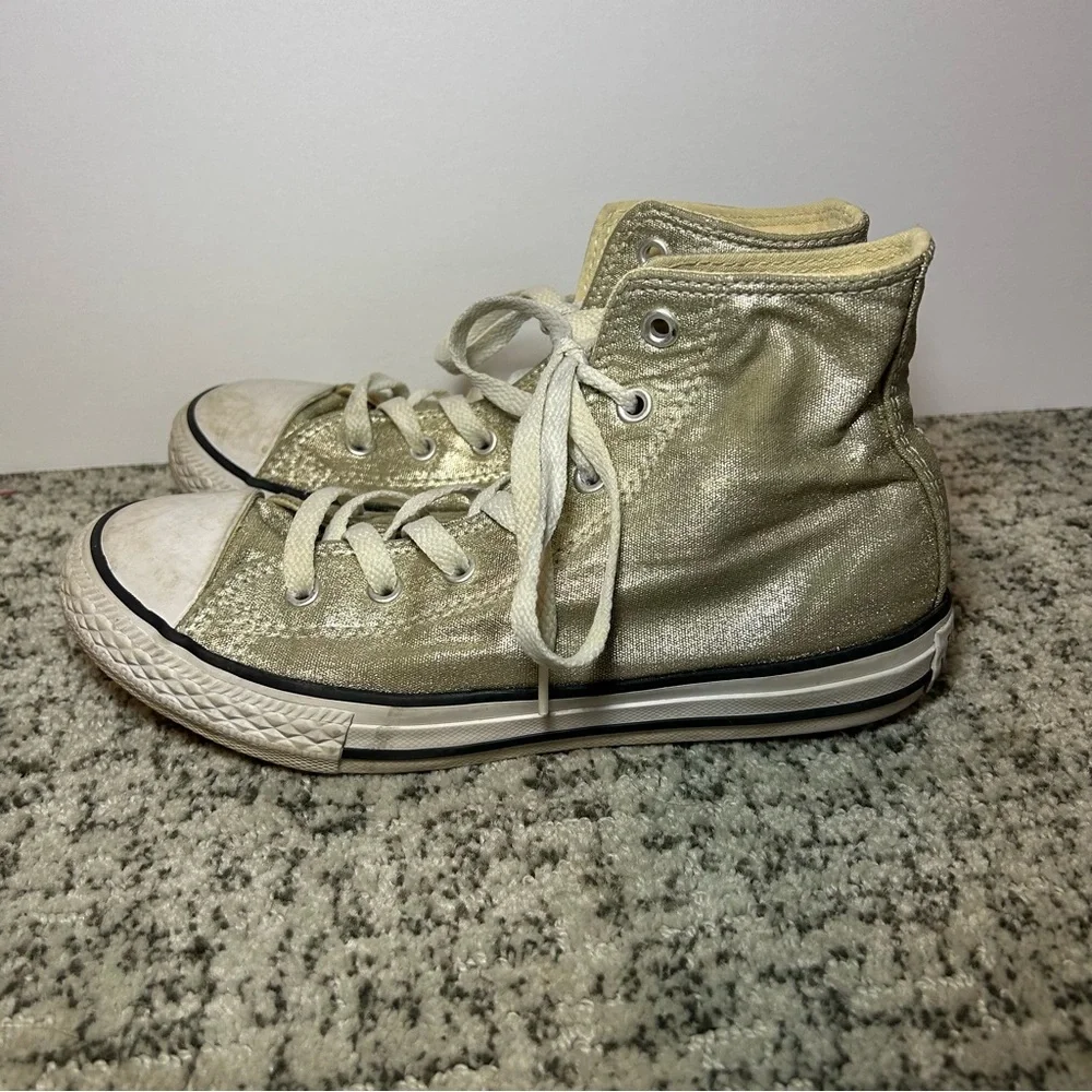 Converse Metallic Gold Vintage Hi-Top Sneakers Size 3 Kid’s
